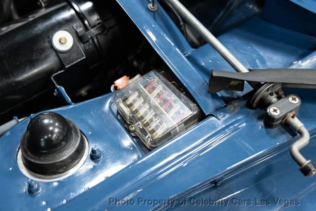 1972 BMW 2002 - Image 11 of 12