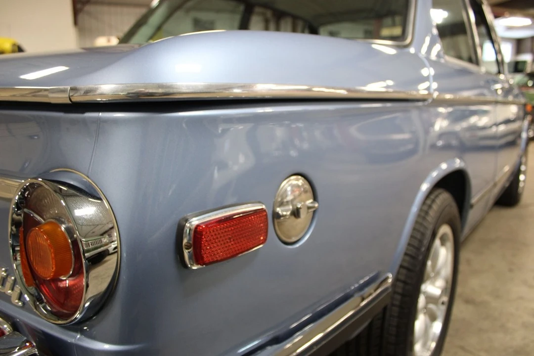1972 BMW 2002tii - Image 11 of 12
