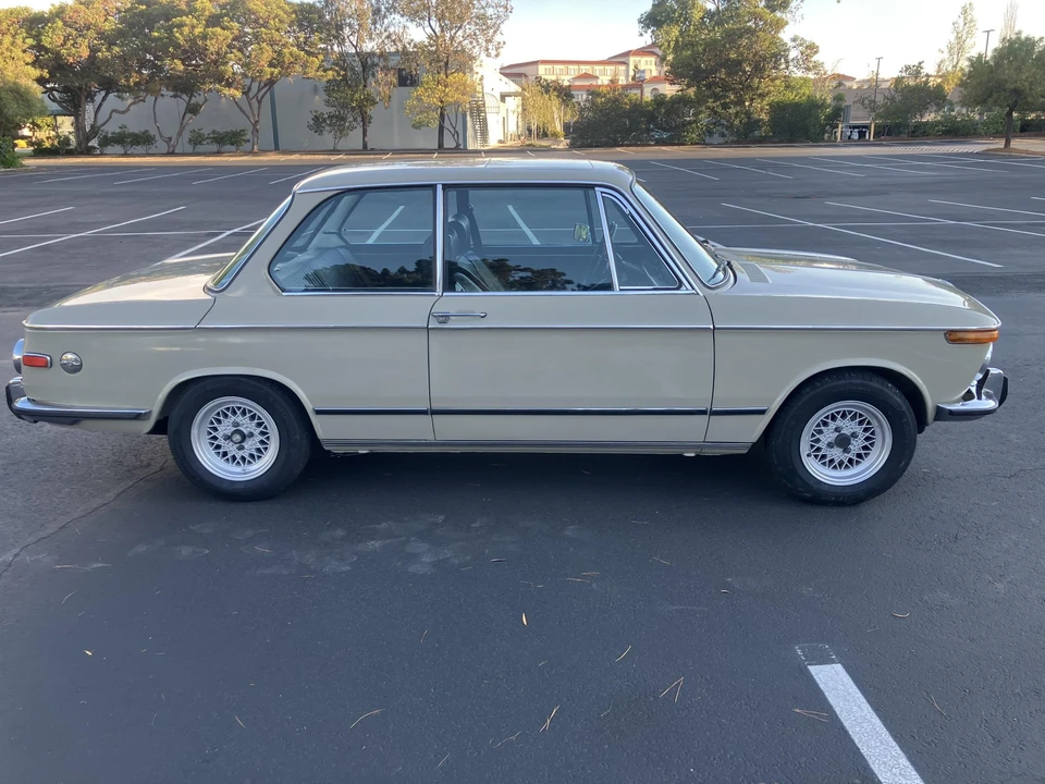 1972 BMW 2002tii - Image 9 of 31