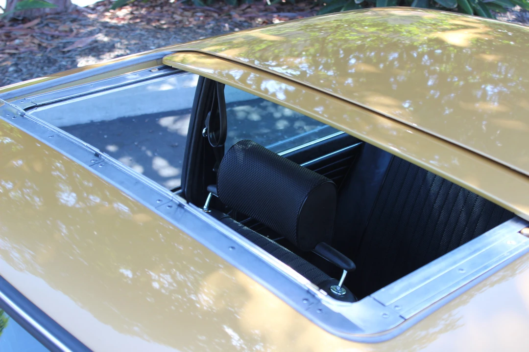 1972 BMW 2002tii - Image 23 of 31