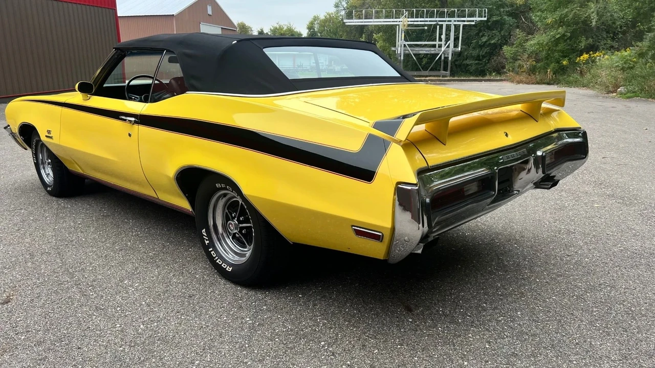 1972 Buick Gran Sport - Image 9 of 21