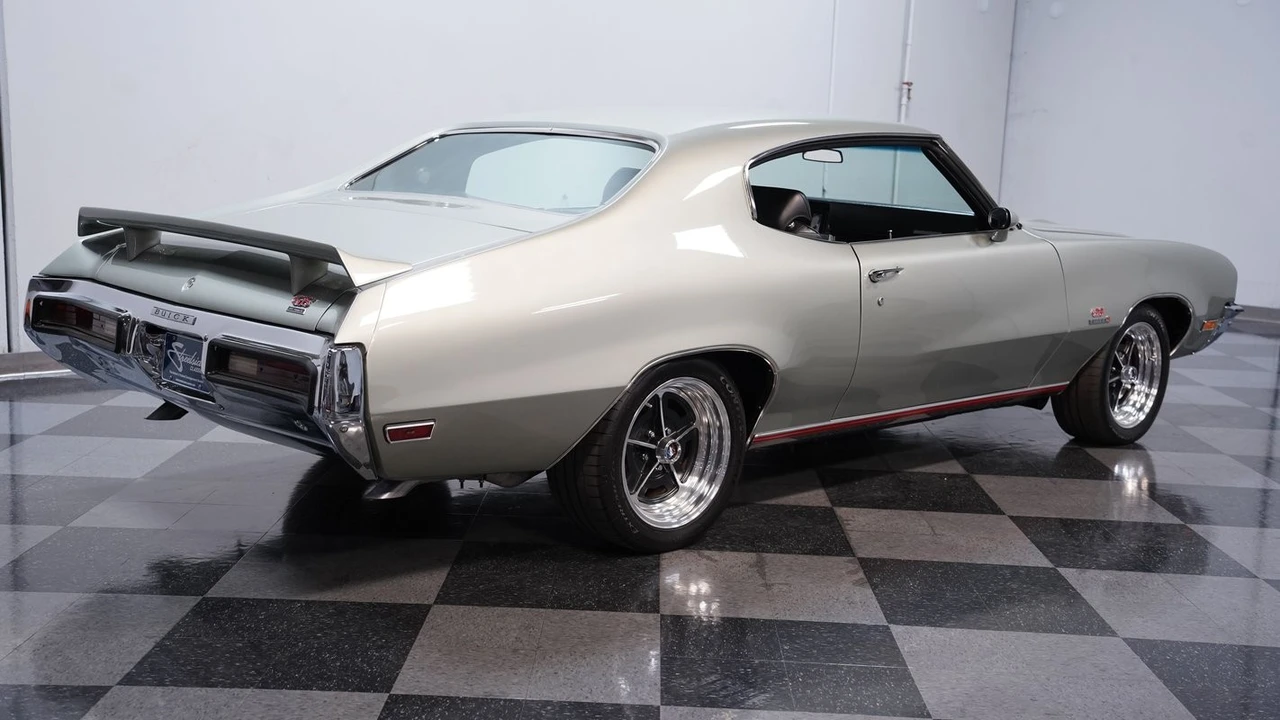 1972 Buick Gran Sport - Image 11 of 12