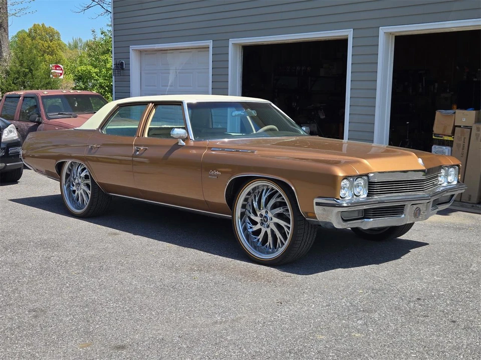 1972 Buick LeSabre - Image 2 of 10