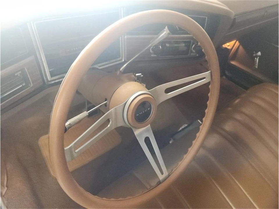 1972 Buick LeSabre - Image 15 of 21