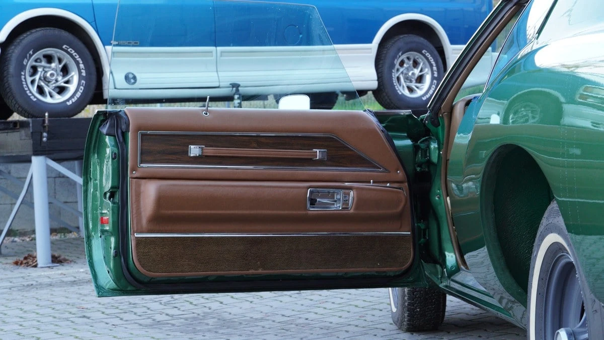 1972 Buick Riviera Boattail 3rd Gen - Image 7 of 30