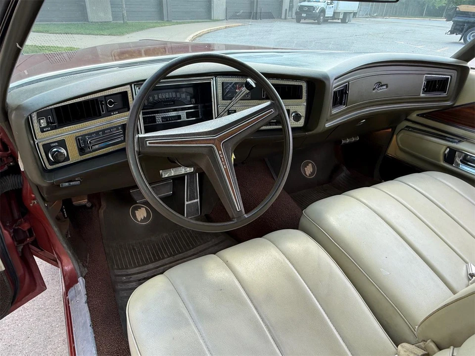 1972 Buick Riviera Boattail 3rd Gen - Image 10 of 16