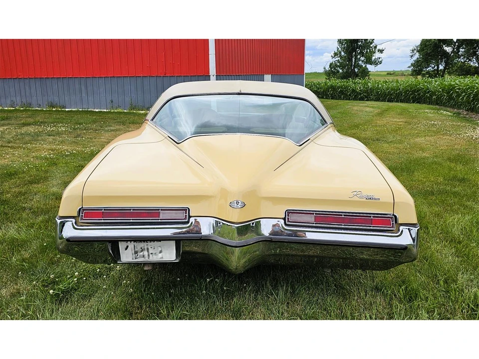 1972 Buick Riviera Boattail 3rd Gen - Image 4 of 31