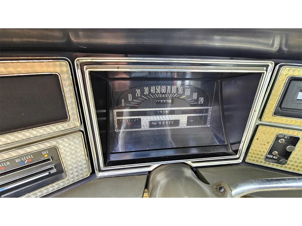 1972 Buick Riviera Boattail 3rd Gen - Image 17 of 31