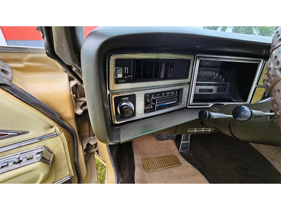 1972 Buick Riviera Boattail 3rd Gen - Image 18 of 31
