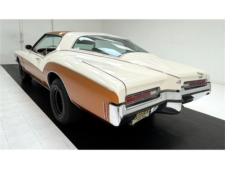 1972 Buick Riviera Boattail 3rd Gen - Image 3 of 31