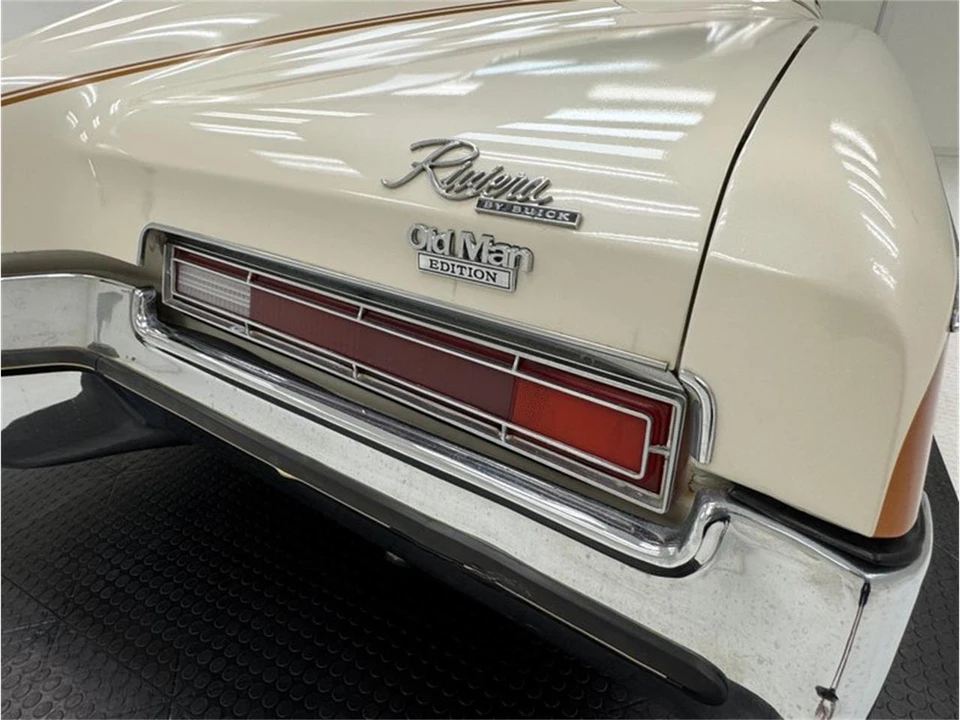 1972 Buick Riviera Boattail 3rd Gen - Image 23 of 31