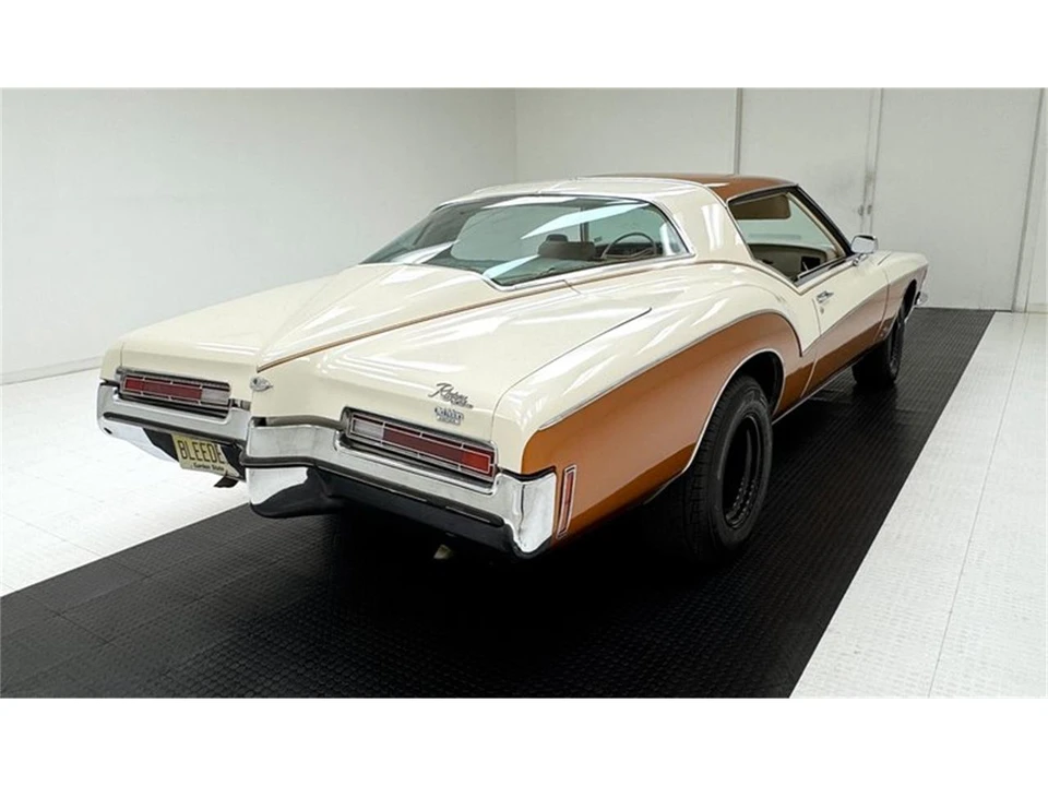 1972 Buick Riviera Boattail 3rd Gen - Image 5 of 31