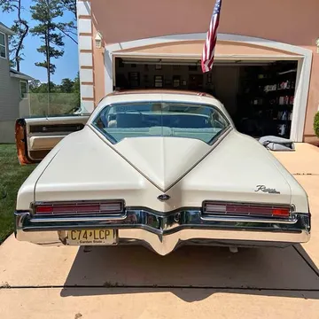 1972 Buick Riviera