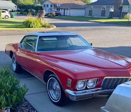 1972 Buick Riviera Coupe 2D