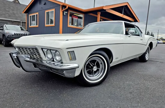 1972 Buick Riviera Coupe 2D