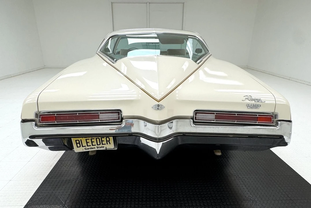 1972 Buick Riviera Boattail 3rd Gen - Image 4 of 31