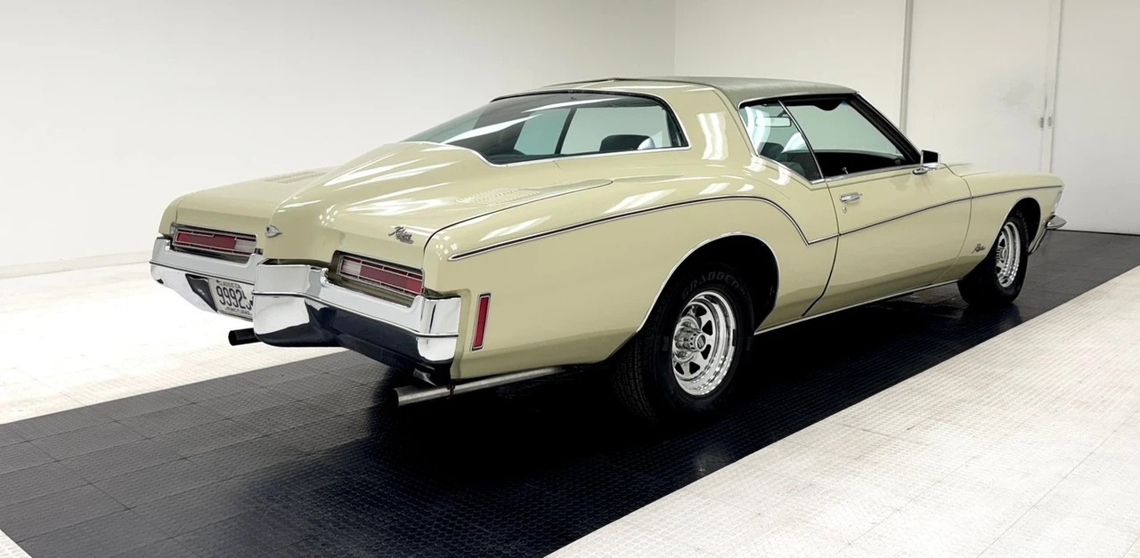 1972 Buick Riviera Boattail 3rd Gen - Image 5 of 12