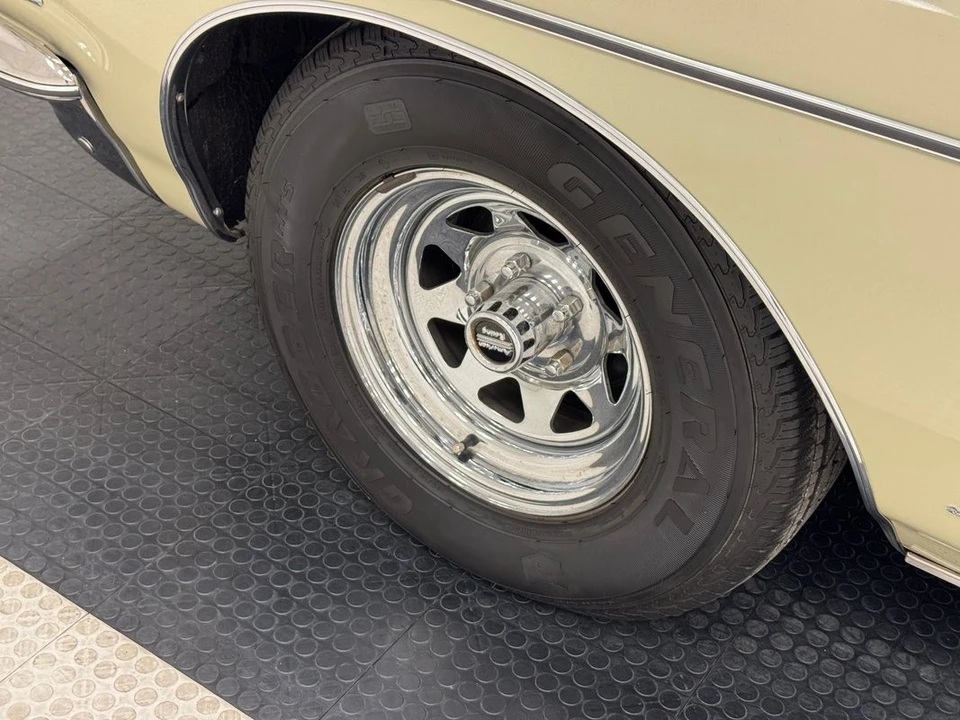 1972 Buick Riviera Boattail 3rd Gen - Image 11 of 12
