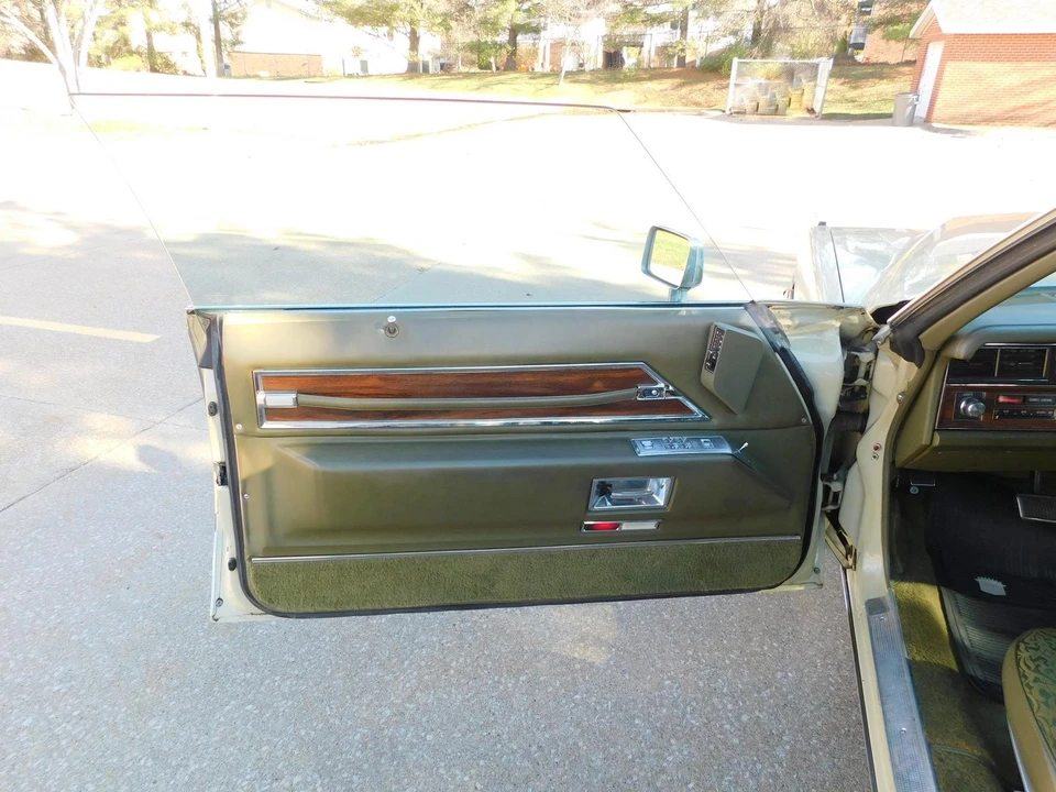 1972 Cadillac DeVille 3rd Gen - Image 17 of 21