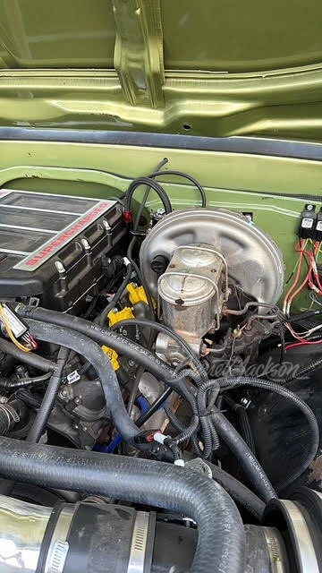 1972 Chevrolet Suburban 6th Gen - Image 23 of 31