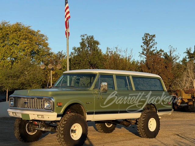 1972 Chevrolet Suburban 6th Gen - Image 12 of 31
