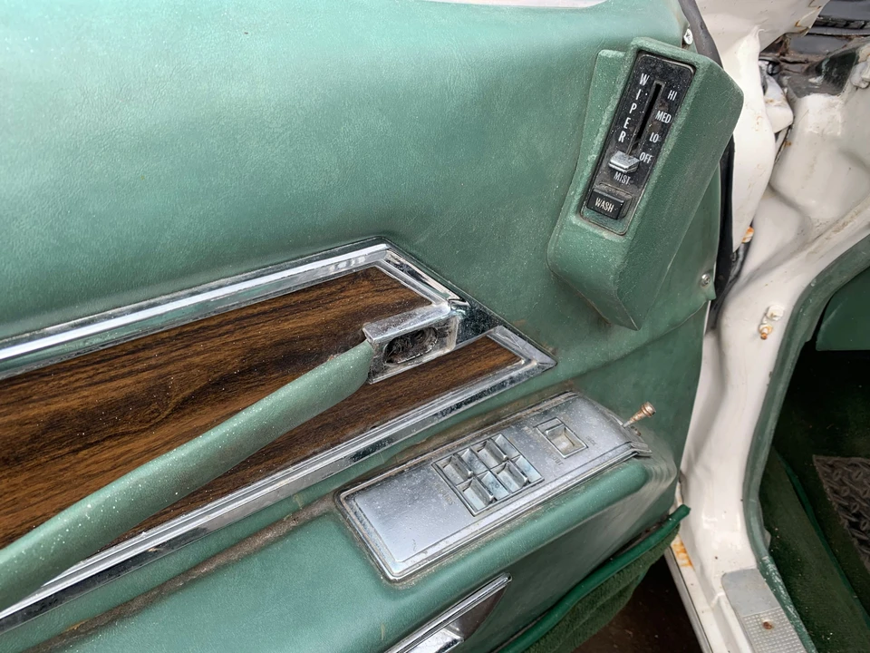 1972 Cadillac Eldorado 9th Gen - Image 5 of 9