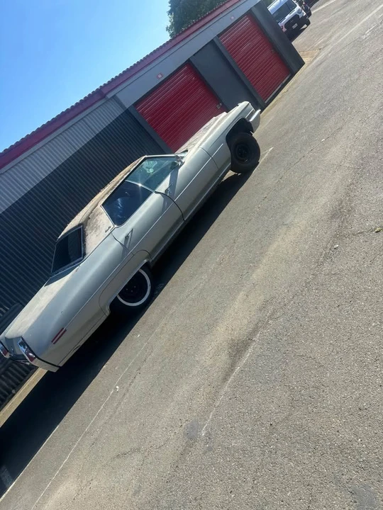 1972 Cadillac DeVille 4th Gen - Image 2 of 8