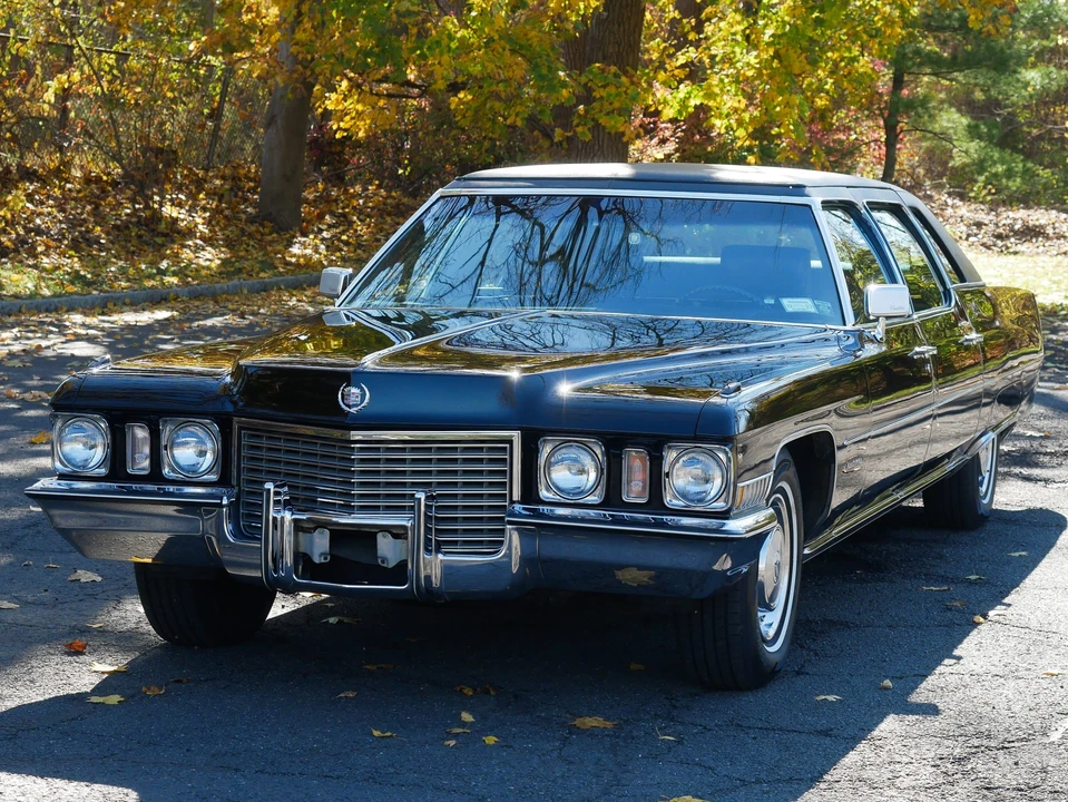1972 Cadillac Series 70 & 75 - Image 9 of 31