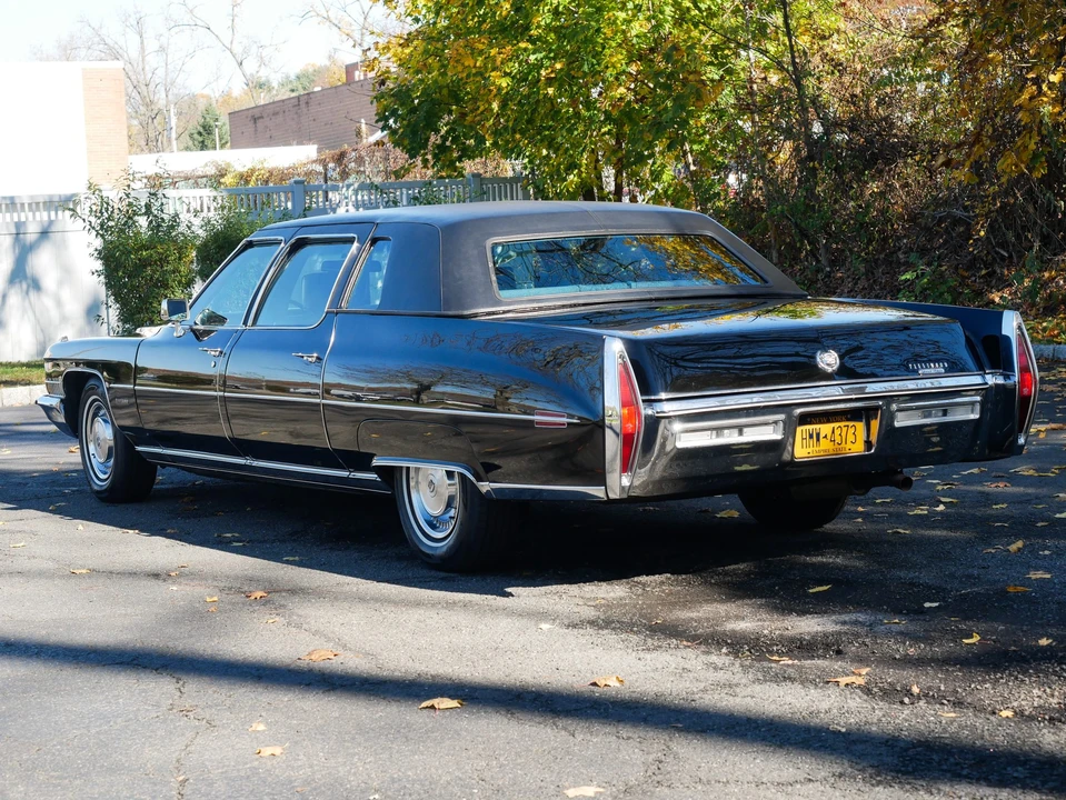 1972 Cadillac Series 70 & 75 - Image 25 of 31