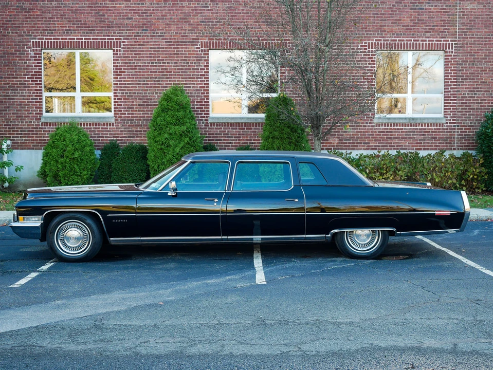 1972 Cadillac Series 70 & 75 - Image 26 of 31