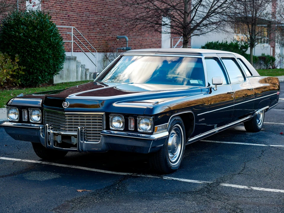1972 Cadillac Series 70 & 75 - Image 6 of 31