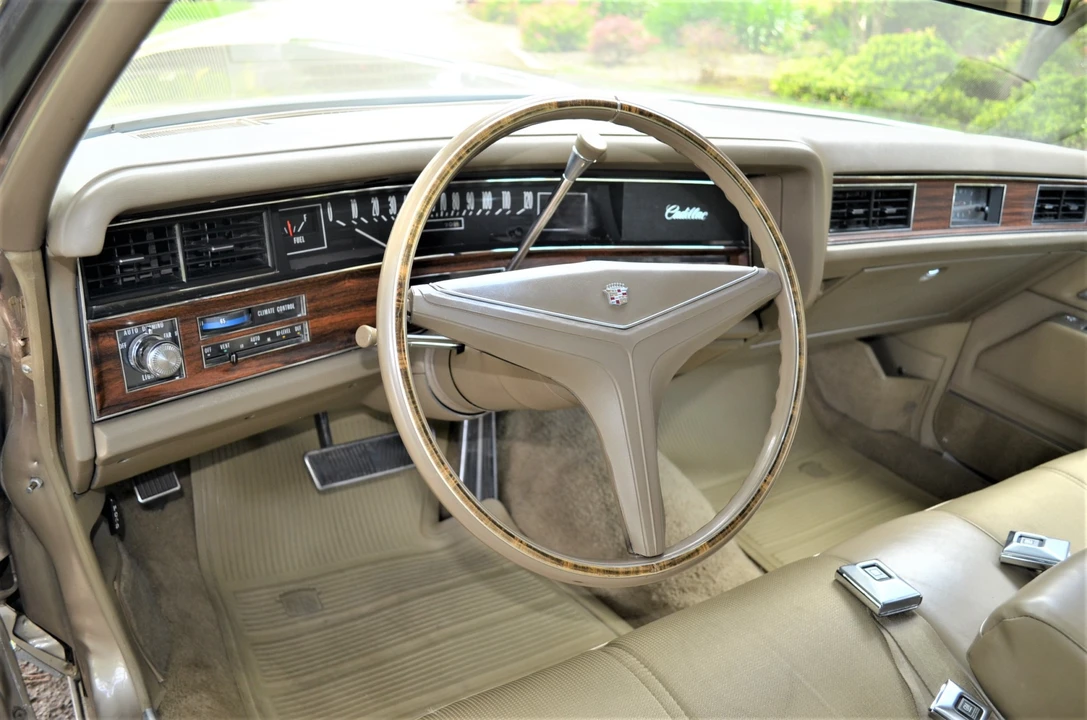 1972 Cadillac DeVille 4th Gen - Image 25 of 31