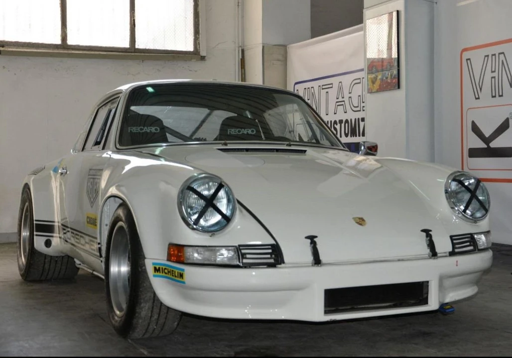 1972 Porsche 911 - Image 2 of 8