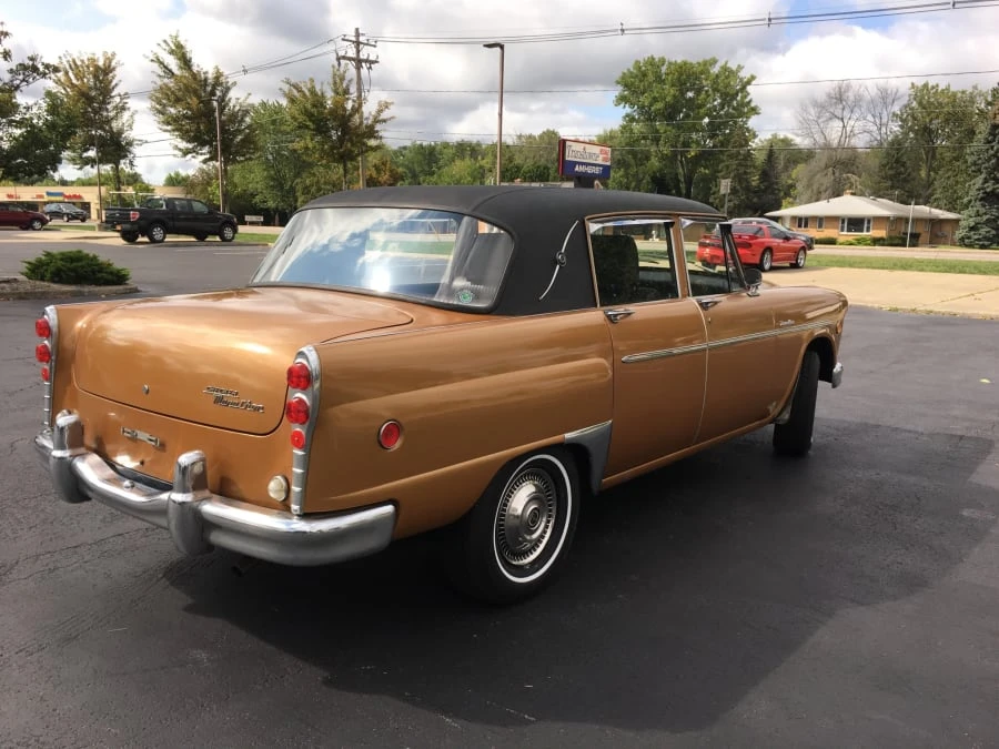 1972 Checker - Image 3 of 12