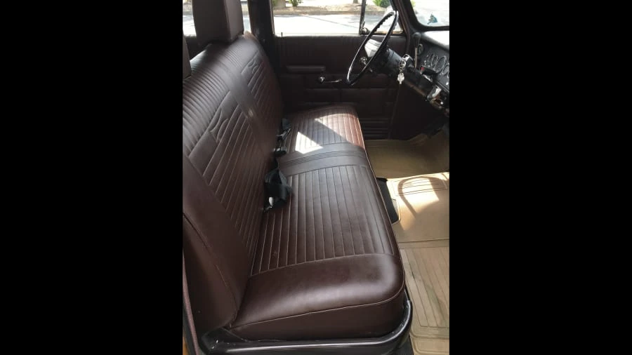 1972 Checker - Image 6 of 12