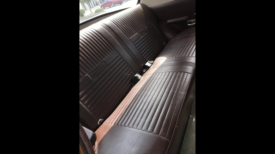 1972 Checker - Image 7 of 12