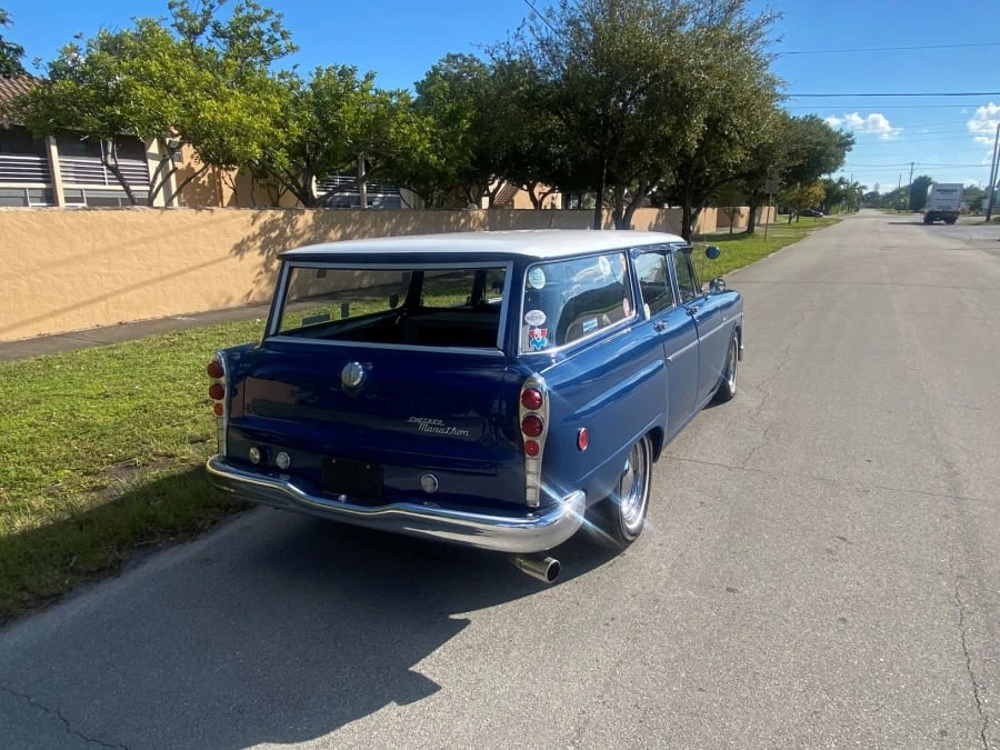 1972 Checker - Image 3 of 7