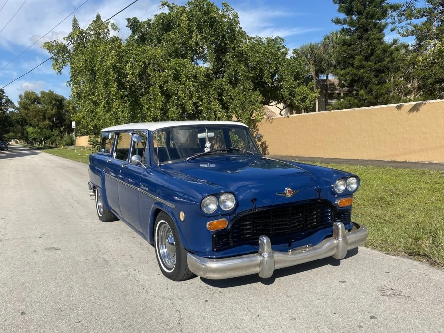 1972 Checker - Image 6 of 7