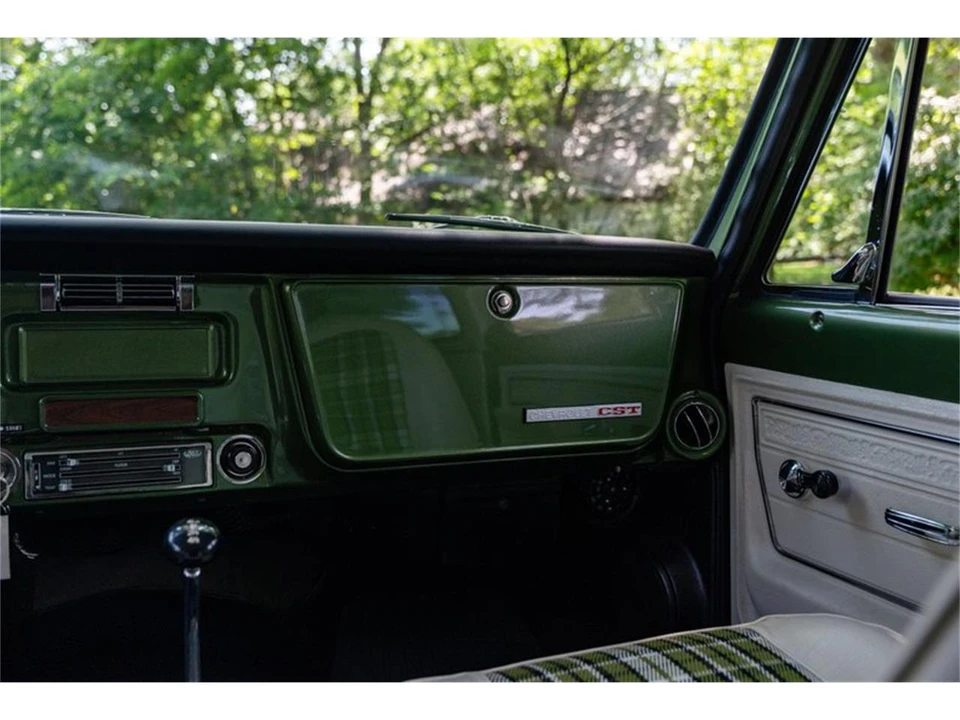 1972 Chevrolet K5 Blazer 1st Gen - Image 16 of 31