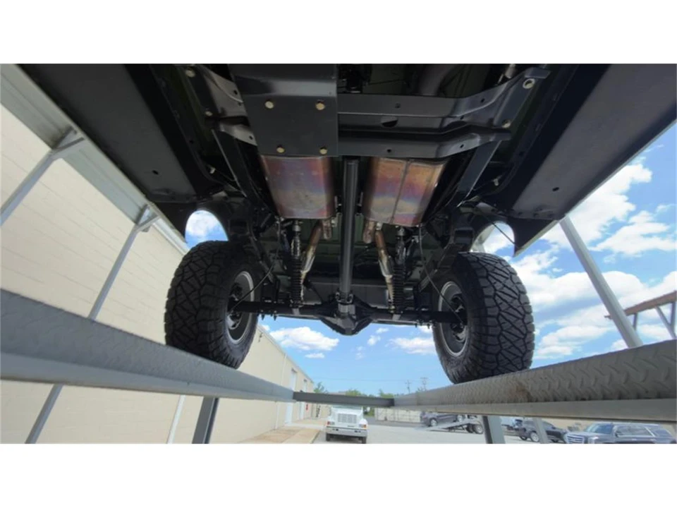 1972 Chevrolet K5 Blazer 1st Gen - Image 27 of 31