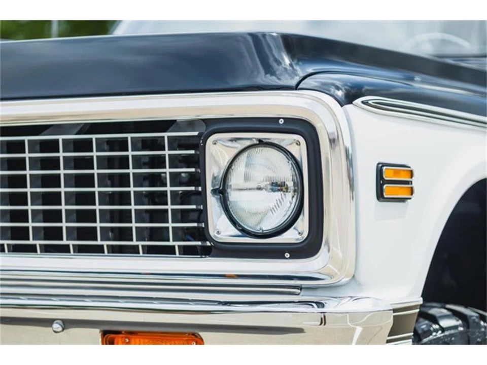 1972 Chevrolet K5 Blazer 1st Gen - Image 19 of 31