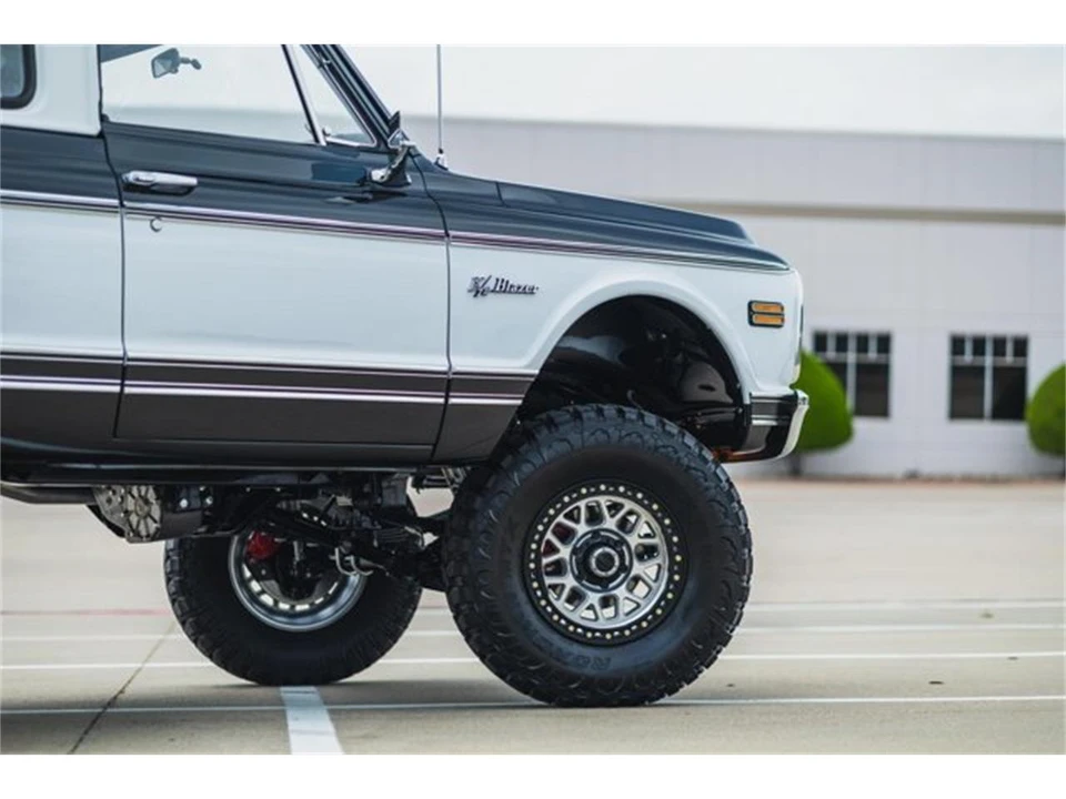 1972 Chevrolet K5 Blazer 1st Gen - Image 24 of 31