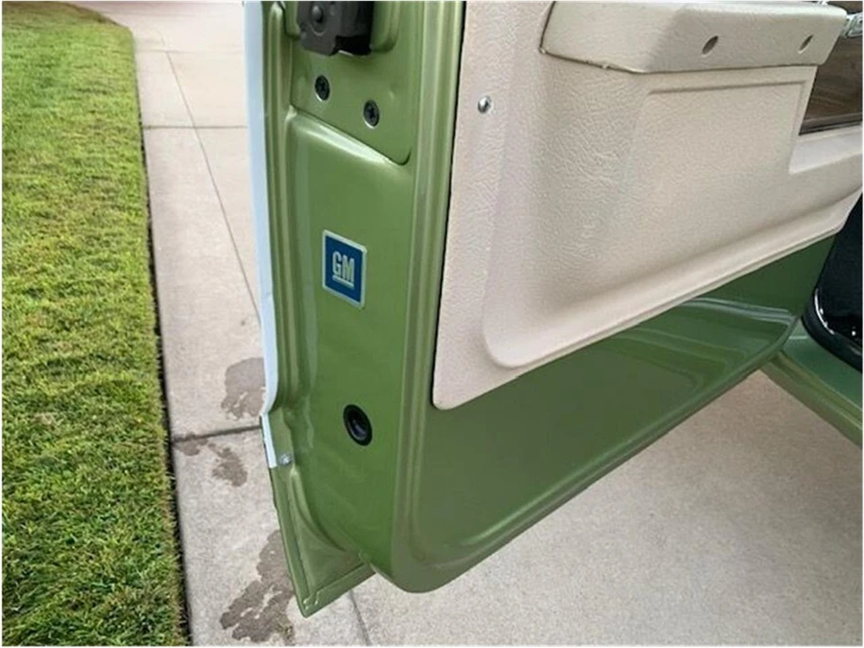 1972 Chevrolet K5 Blazer 1st Gen - Image 10 of 31
