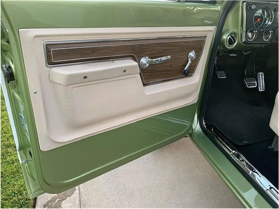 1972 Chevrolet K5 Blazer 1st Gen - Image 9 of 31