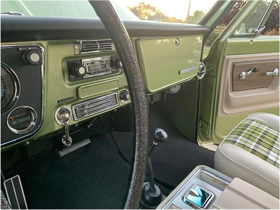 1972 Chevrolet K5 Blazer 1st Gen - Image 16 of 31