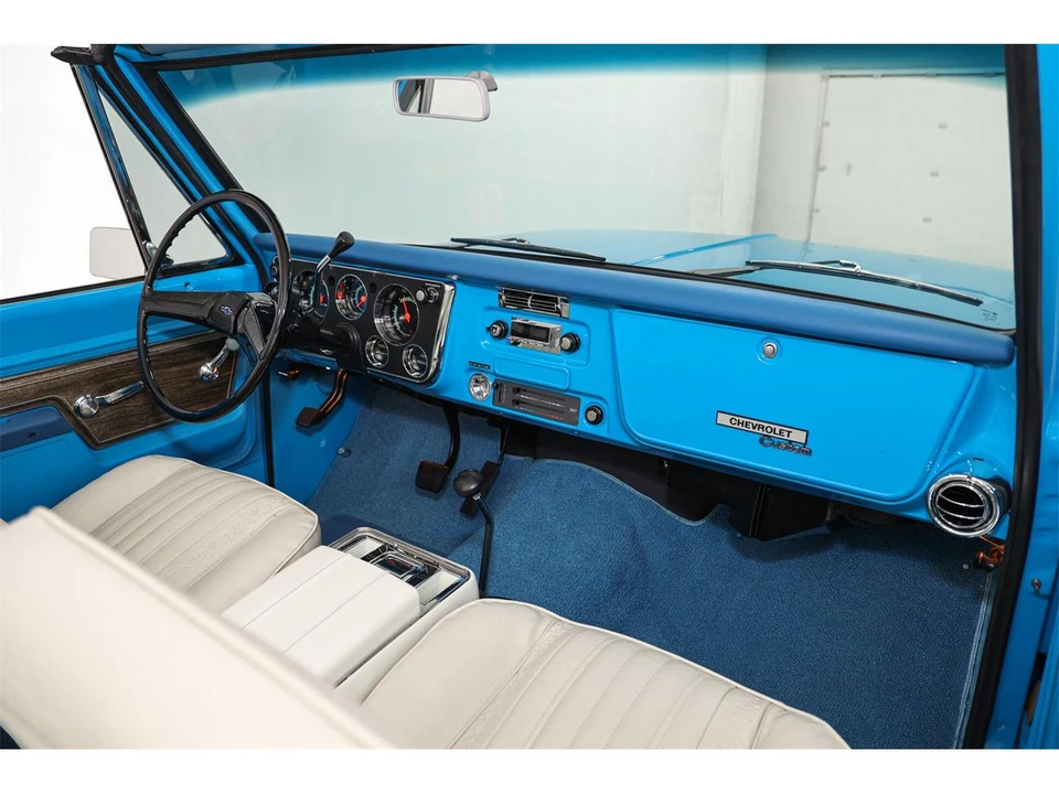 1972 Chevrolet K5 Blazer 1st Gen - Image 28 of 31