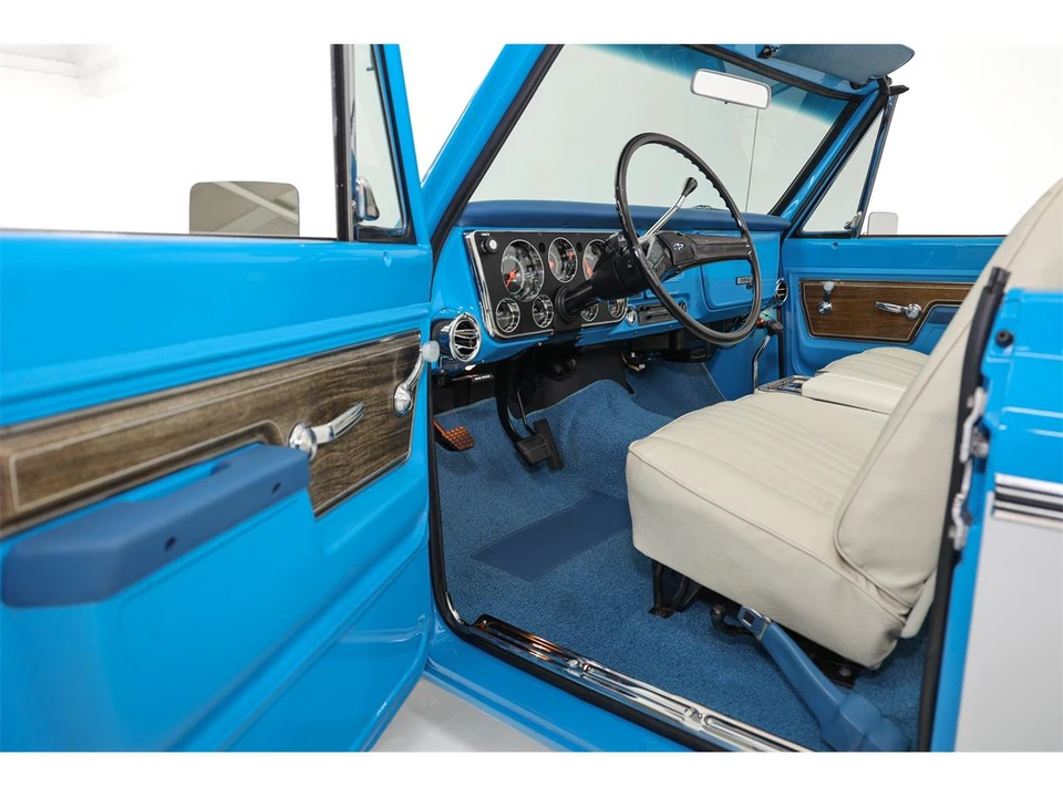 1972 Chevrolet K5 Blazer 1st Gen - Image 14 of 31