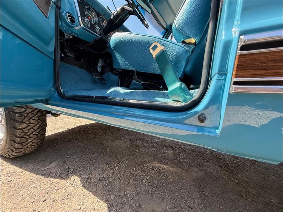 1972 Chevrolet K5 Blazer 1st Gen - Image 27 of 31
