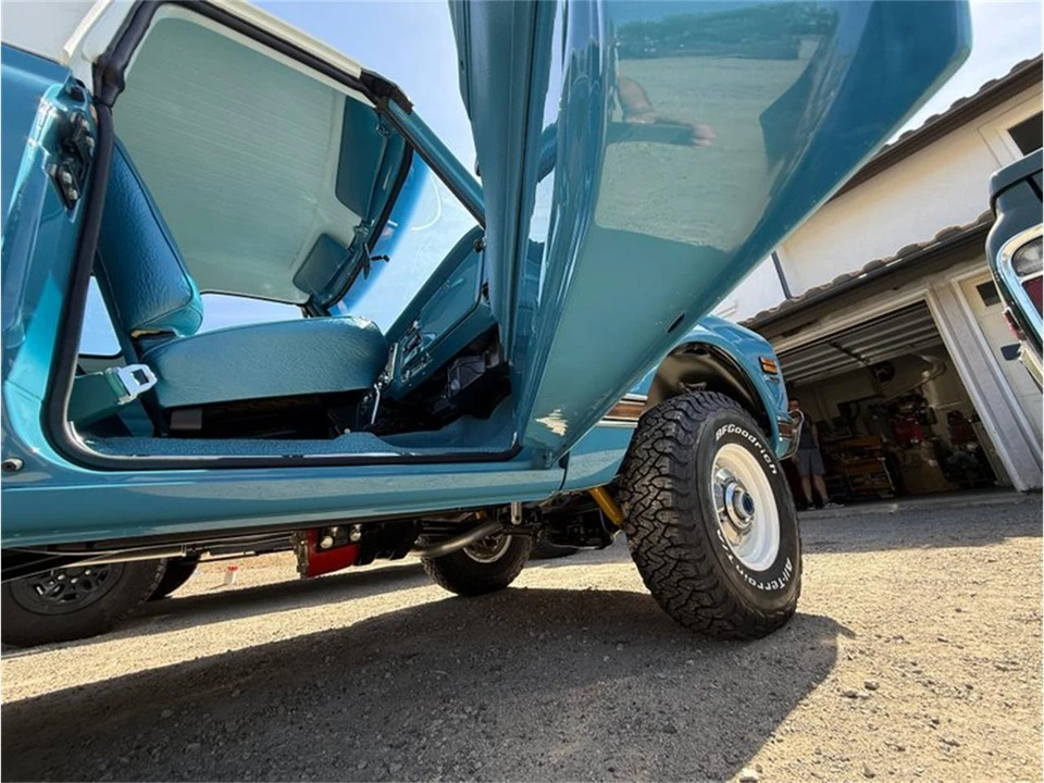 1972 Chevrolet K5 Blazer 1st Gen - Image 30 of 31