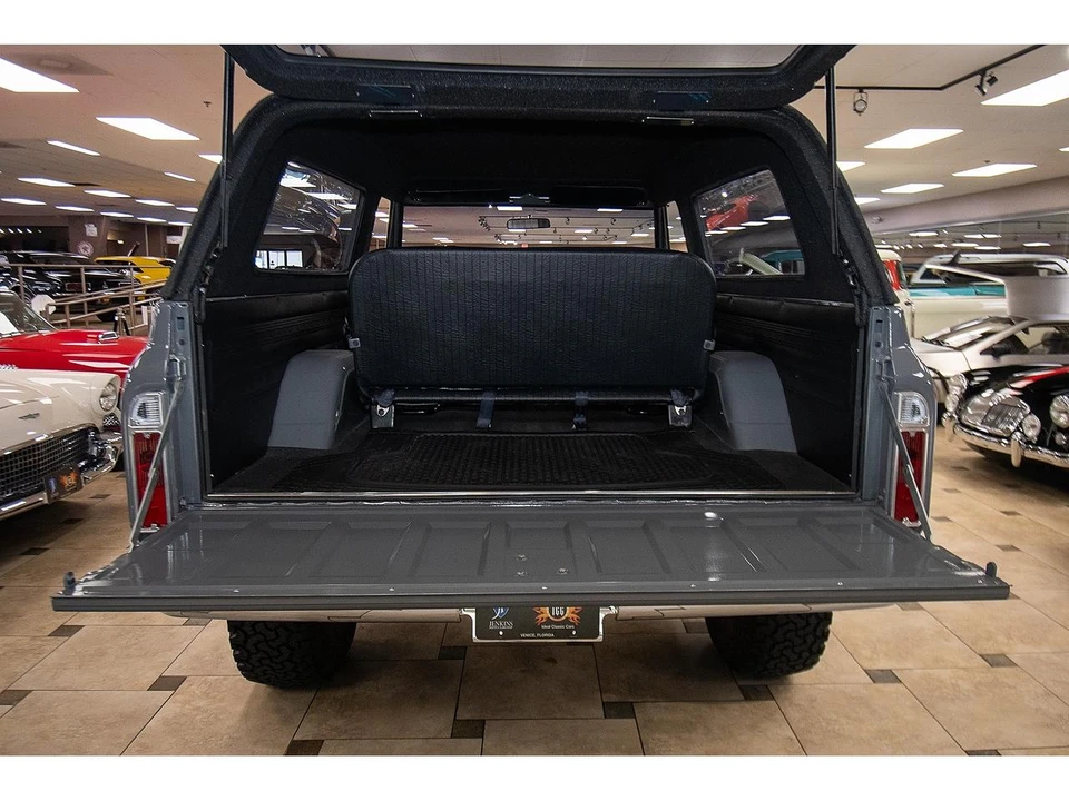 1972 Chevrolet K5 Blazer 1st Gen - Image 4 of 31